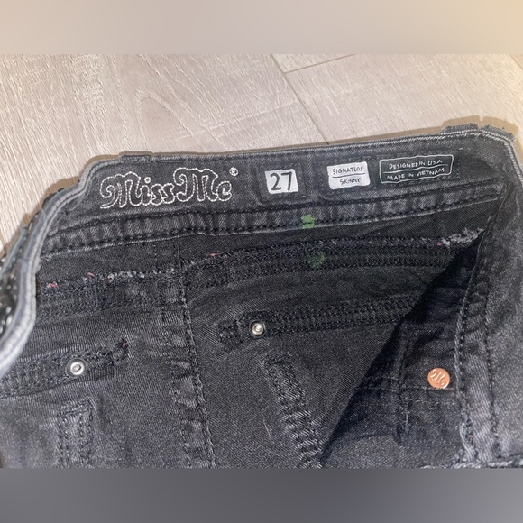 Miss Me Jeans - Picture 5 of 5